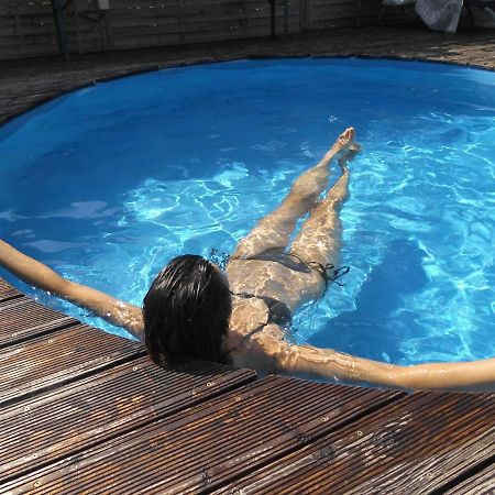 Kenge Apartmanok Balatonszárszó Exterior foto