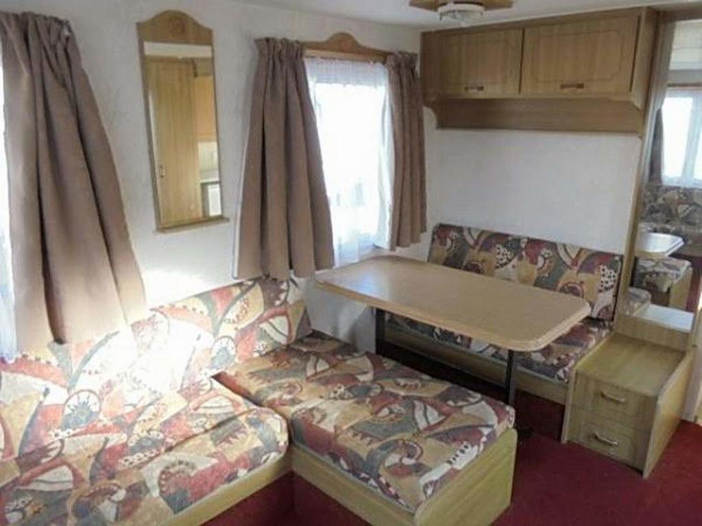 Kenge Apartmanok Balatonszárszó Exterior foto